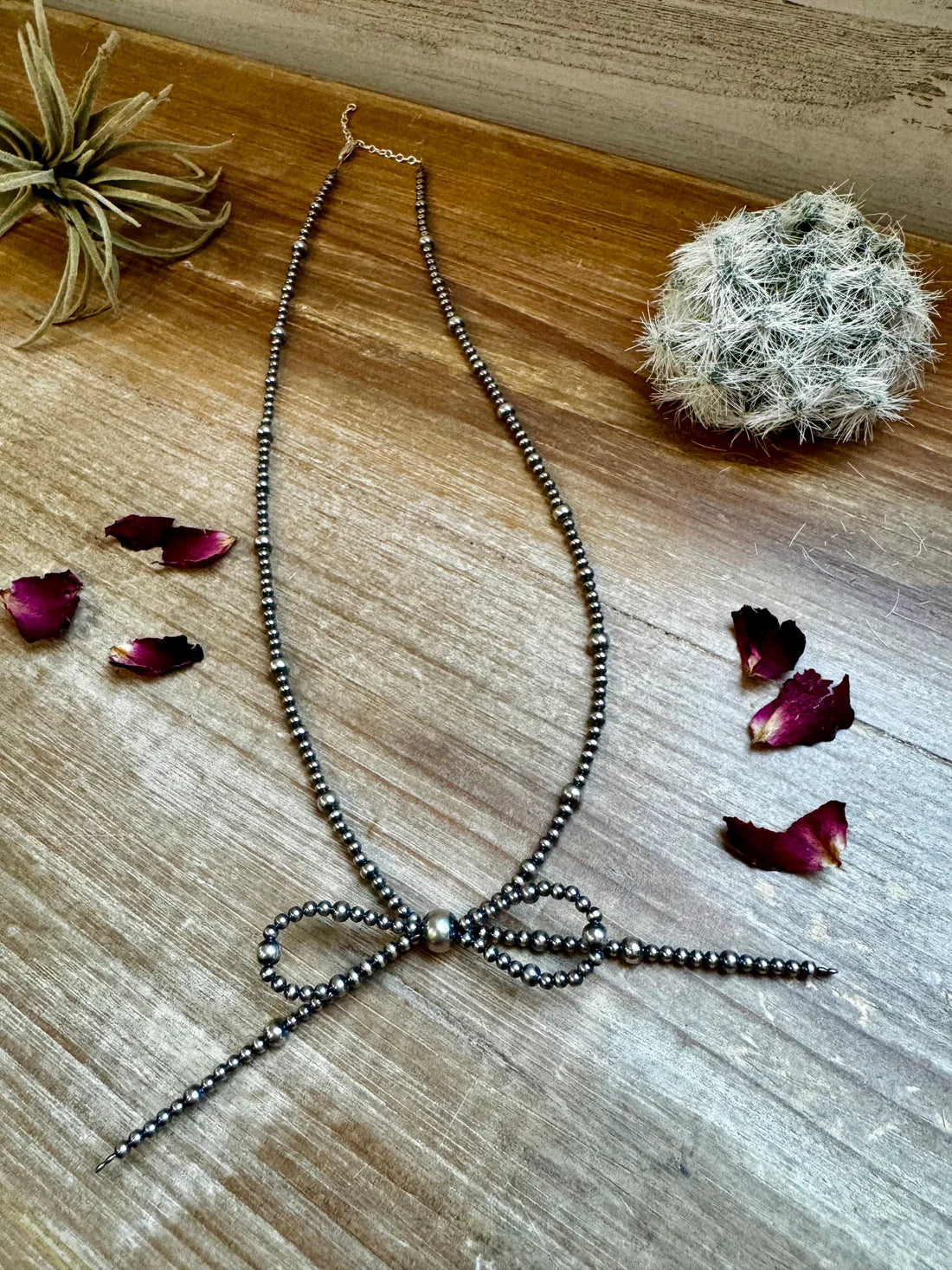 Navajo Pearl Bow Necklace